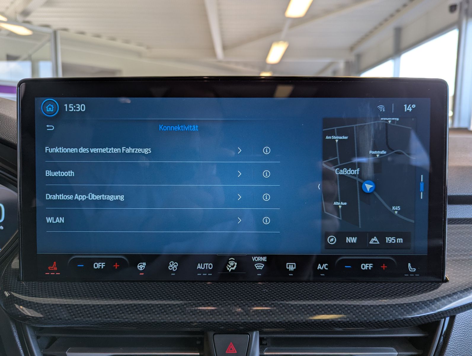 Fahrzeugabbildung Ford Focus 1.0 ST-Line X Styling Matrix B&amp;O Pano 18"