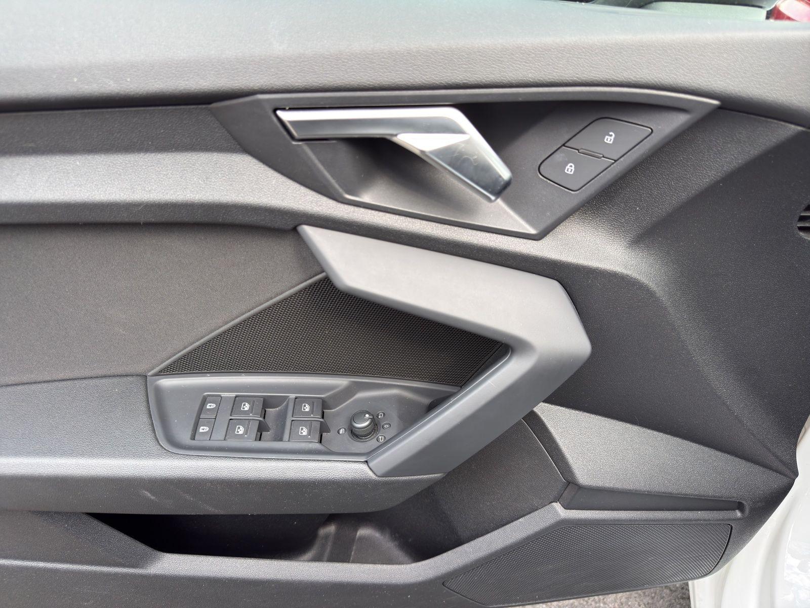Audi A3 Sportback 30 TFSI ADVANCED LED KAMERA LM17, миниатюра 8