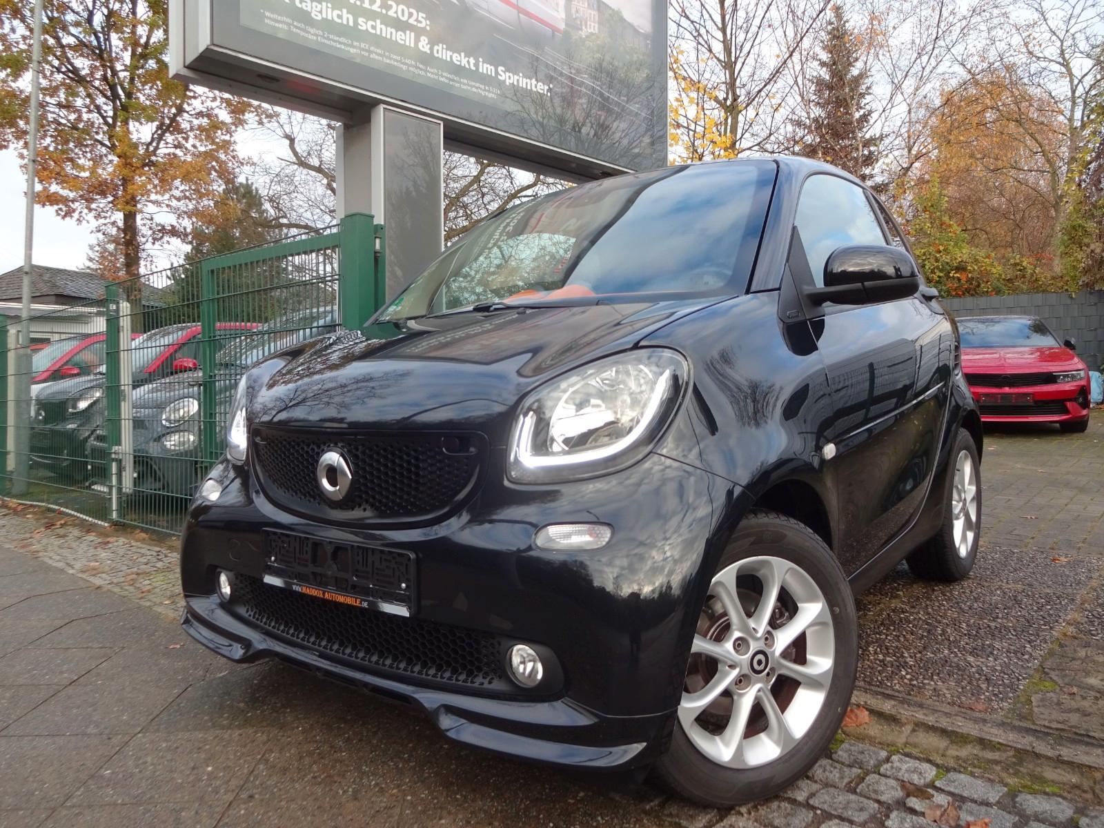 Smart ForTwo coupe,Brabus ,LED,Navi,SHZ,Panorama