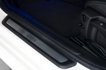 BMW 320d xDrive Touring Sport Line M-Lenkrad HUD CAM
