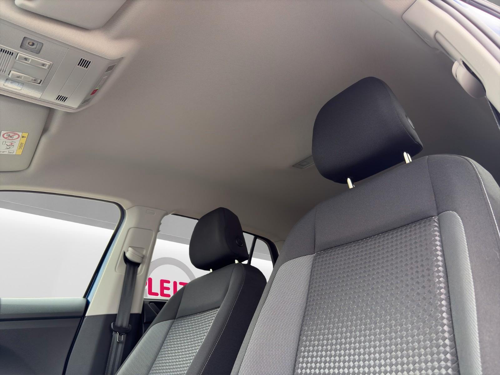 Volkswagen T-Cross Life ACTIVE  1.0 TSI DSG AHK ACC Navi