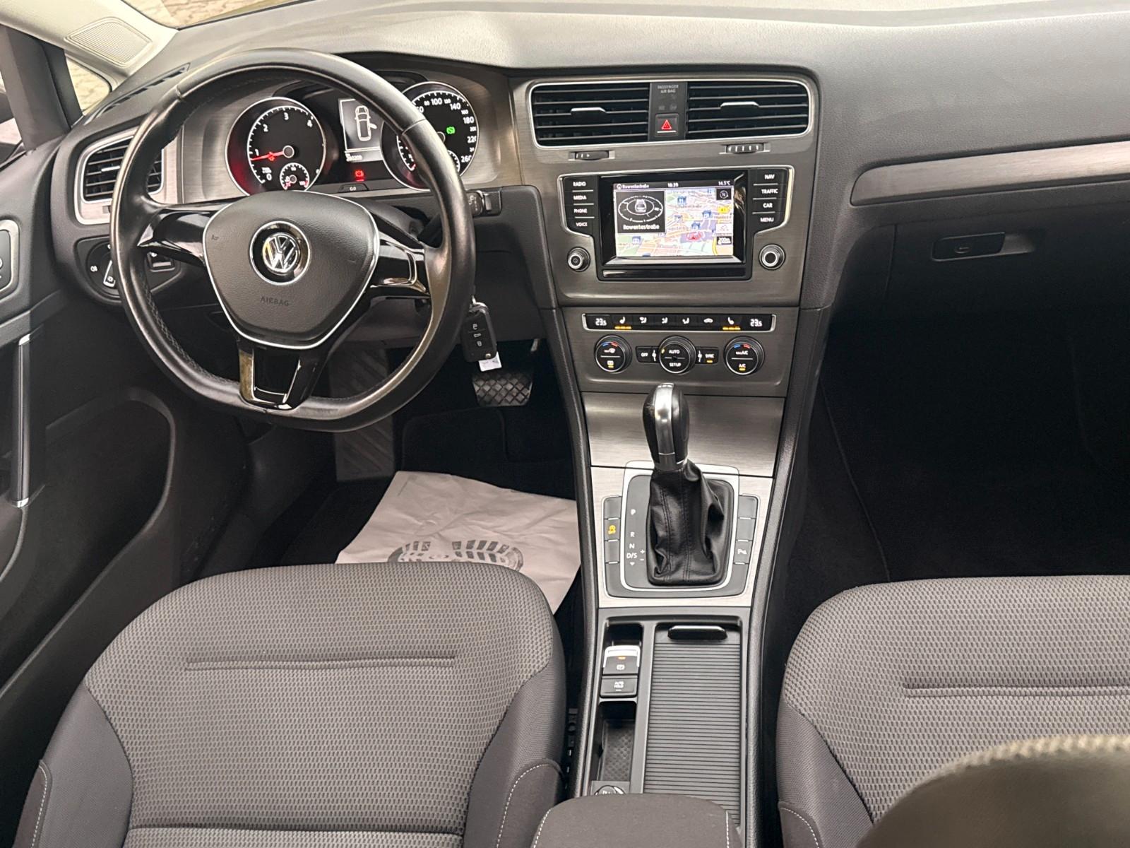 Volkswagen Golf 2013 — photo 44