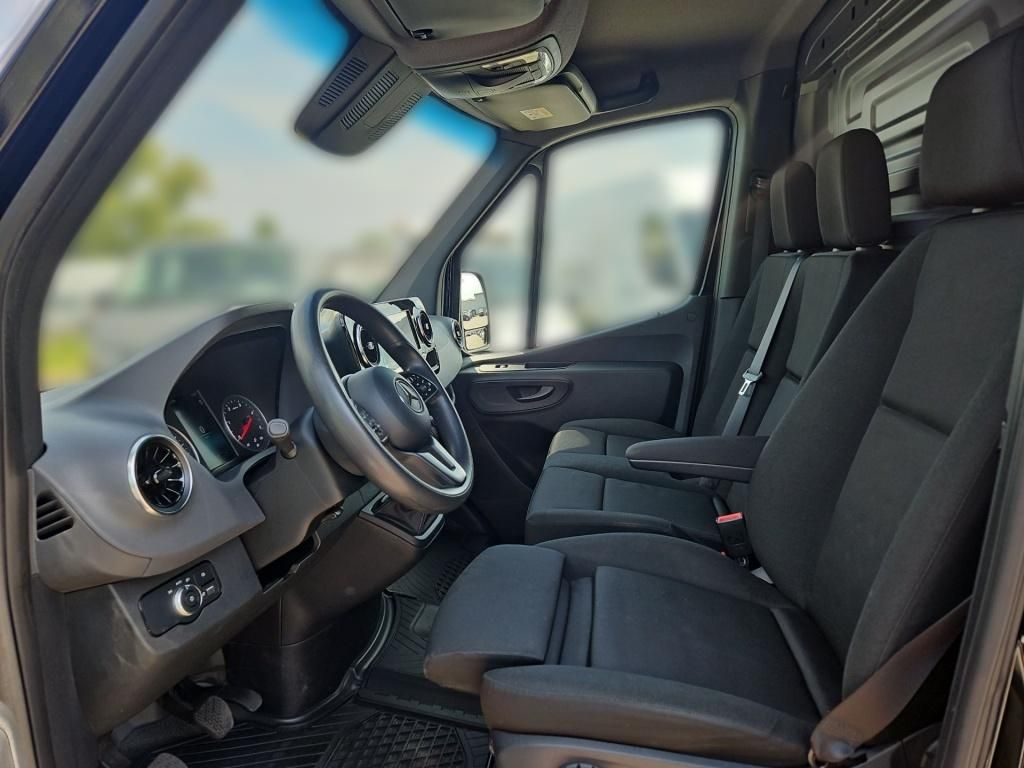 Fahrzeugabbildung Mercedes-Benz Sprinter 314 Kasten L3H2 10''MBUX LED Schwingsit
