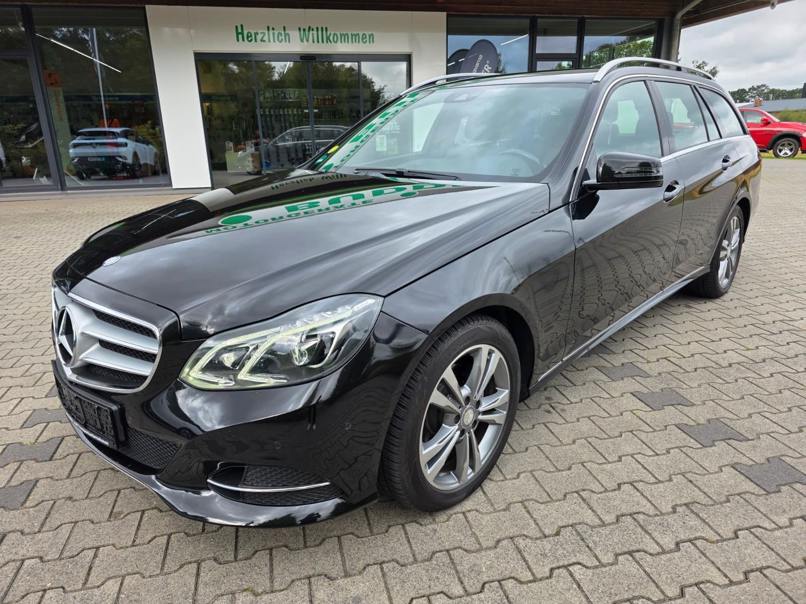 Mercedes-Benz E 200T-Modell BlueTec  Avantgarde Scheckheft