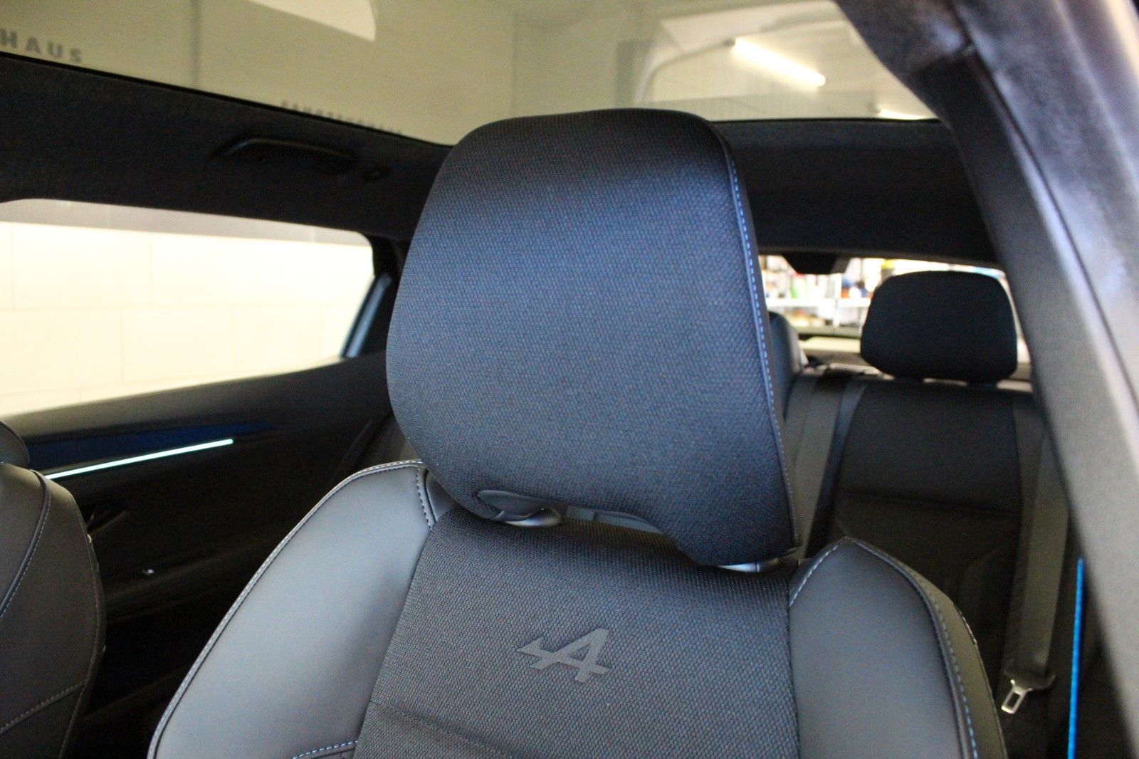 Fahrzeugabbildung Renault Scenic E-Tech 220 Long Range Esprit Alpine