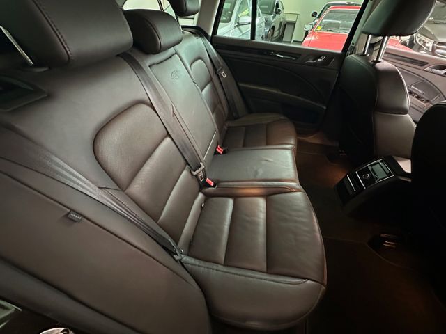 Fahrzeugabbildung Skoda Superb Combi Laurin & Klement*PANO*STANDHZG.*1.H