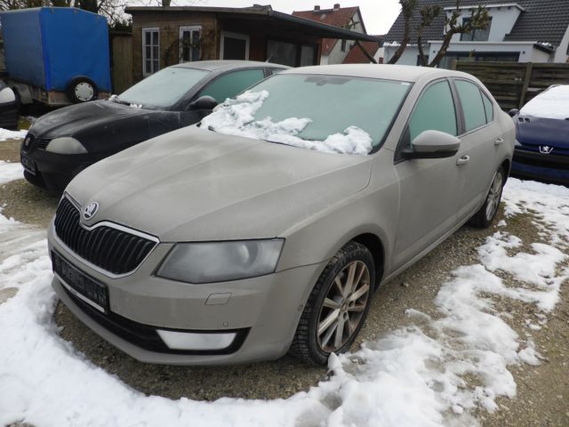 Skoda Octavia Lim.Elegance Leder Alcantara Standheizug