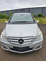 Mercedes-Benz B 170 - - Mercedes-Benz B 170 aus 2008