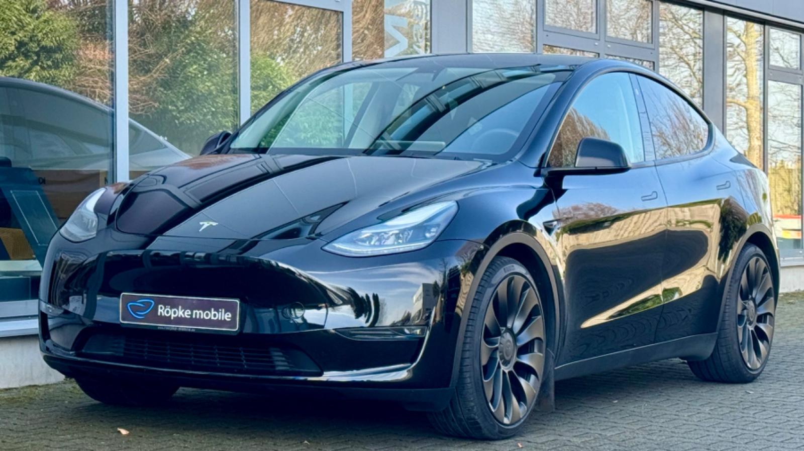 Tesla Model Y Performance  AMD  Enhanced Autopilot