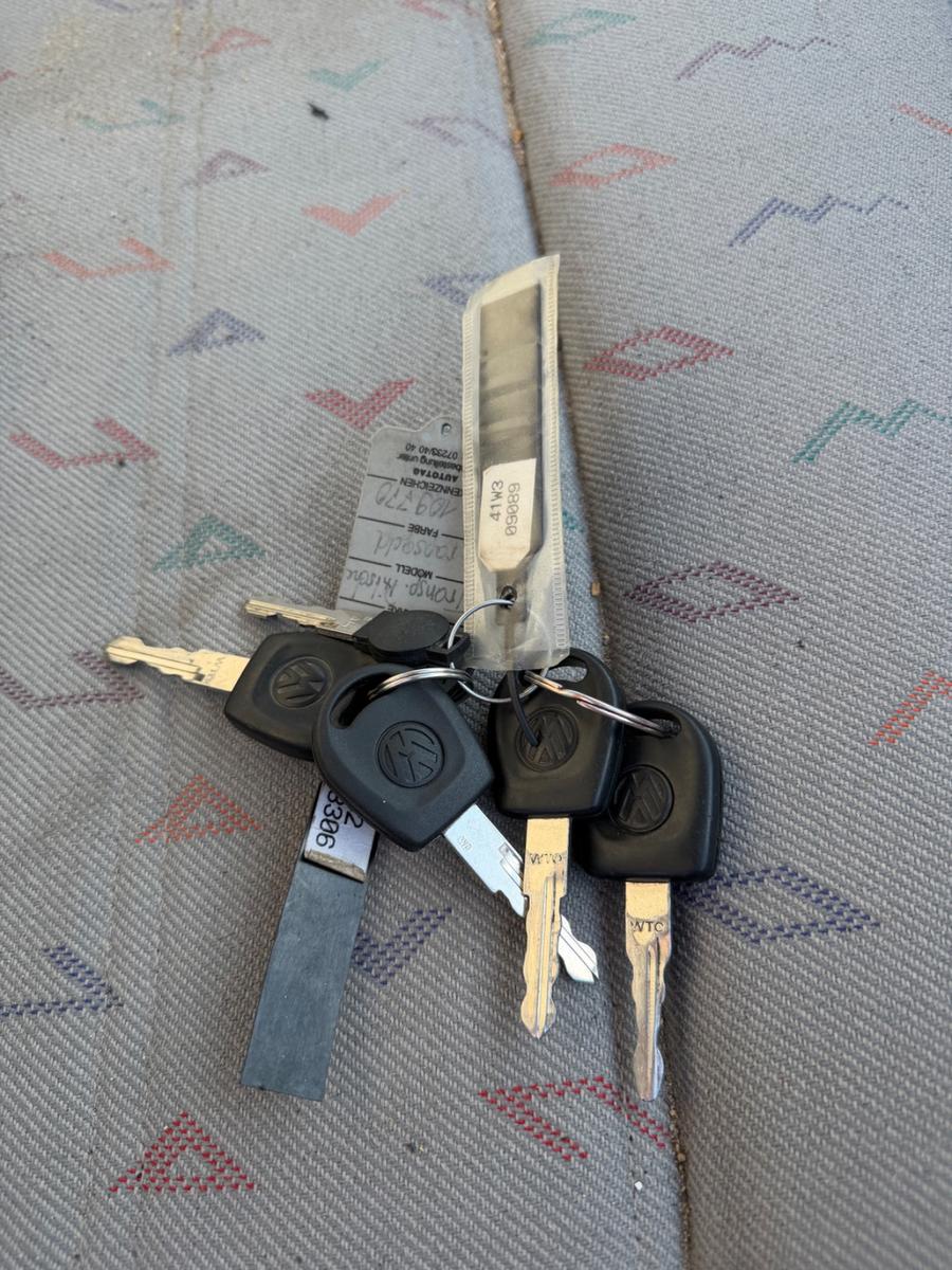 Volkswagen T4 2.5 TDI Pritsche/1-Hand/102PS