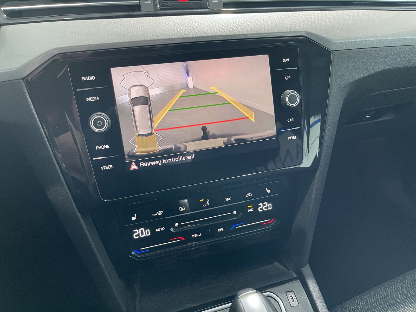 Fahrzeugabbildung Volkswagen Passat Variant  2.0 TDI*AHK**Cam*ACC*LED-Matrix*