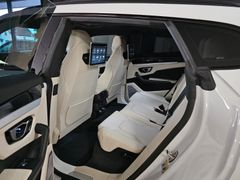 Fahrzeugabbildung Lamborghini Urus (BANG&OLUF/3D-CAM/PANO/MASSAGE/2xTV/STYLE