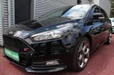 Ford FOCUS 2.0 ST KLIMA LEDER-SPORT-PAKET ALU 18.ZOLL - Ford Focus: 1.2