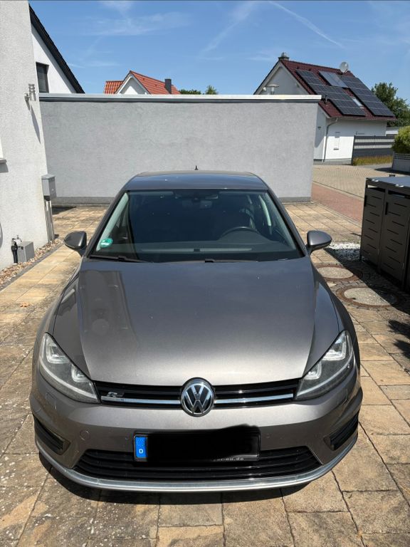 Image of Volkswagen Golf