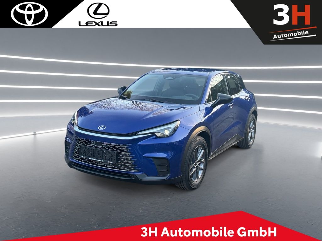 Lexus LBX