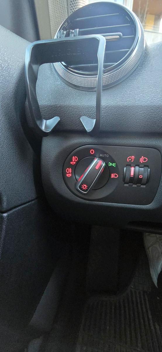Audi A3 2011 — photo 9