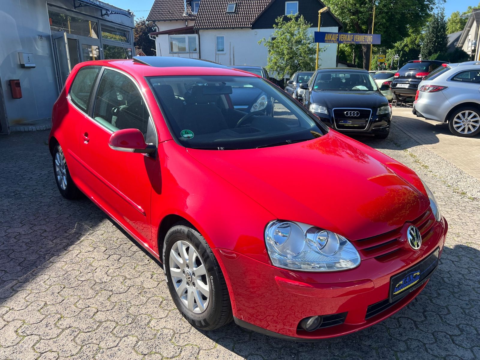 Fahrzeugabbildung Volkswagen Golf V 2.0 Comfortline 1.HAND*SERVICE NUR BEI VW