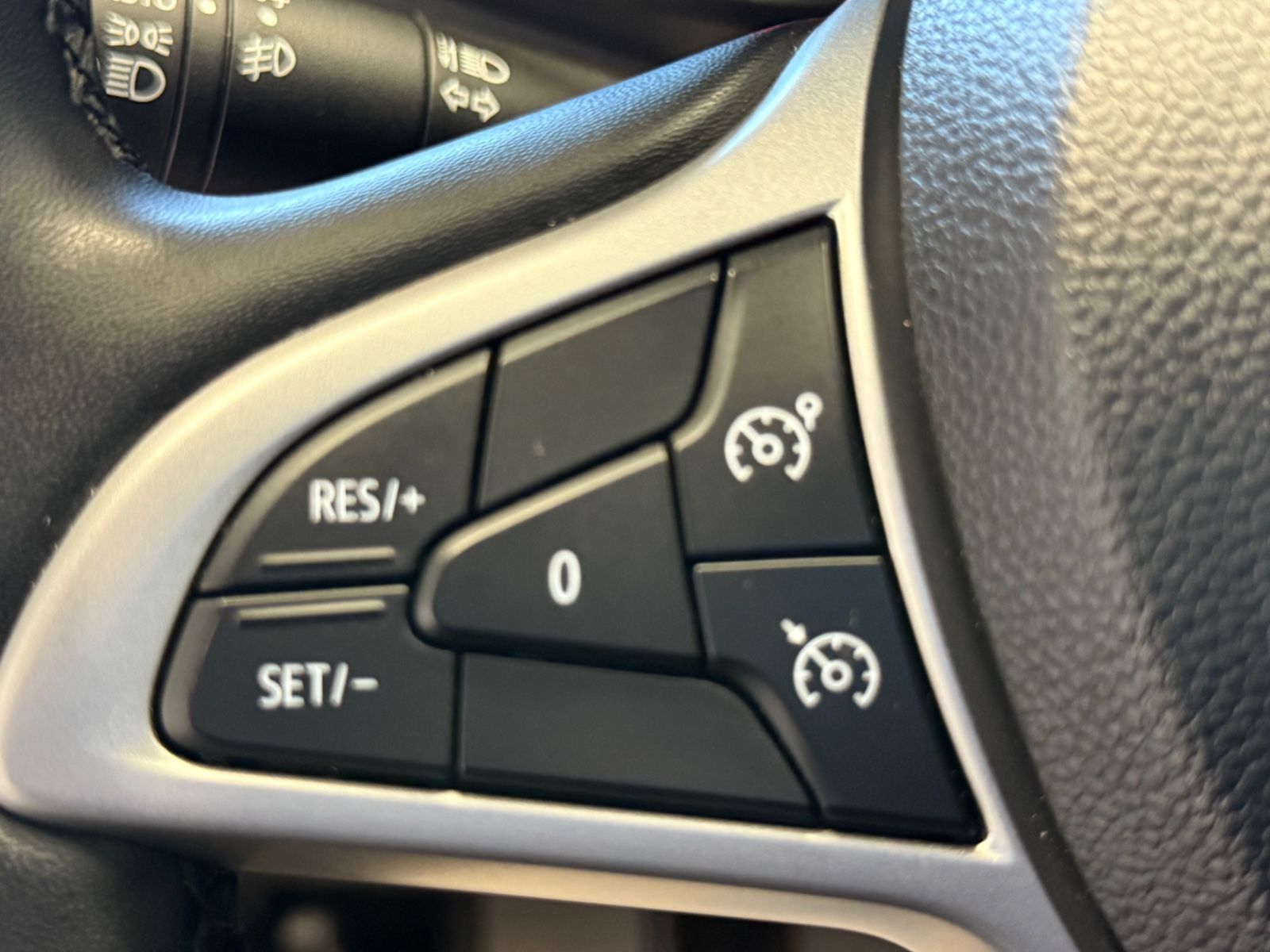 Fahrzeugabbildung Dacia Sandero III Stepway Extreme CVT, WENIG KM!