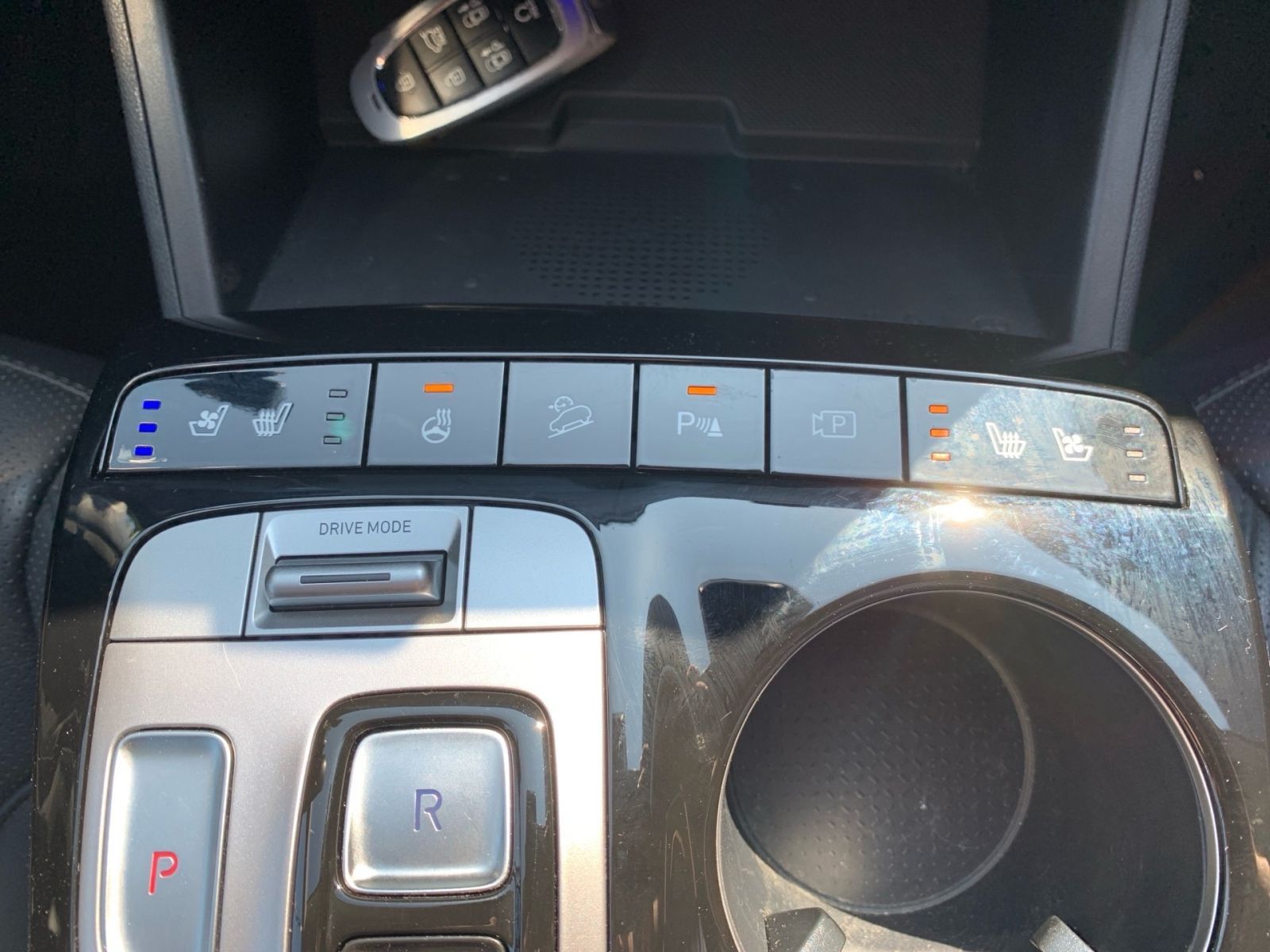 Fahrzeugabbildung Hyundai TUCSON 1.6 T-GDI Prime Hybrid Assi ECS Leder