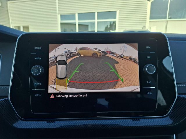 T-CROSS 1.5 TSI DSG R-LINE IQ.LIGHT+APP+NAVI+CAM