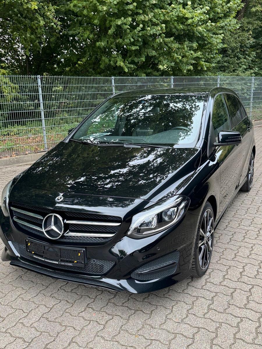 Mercedes-Benz B 200