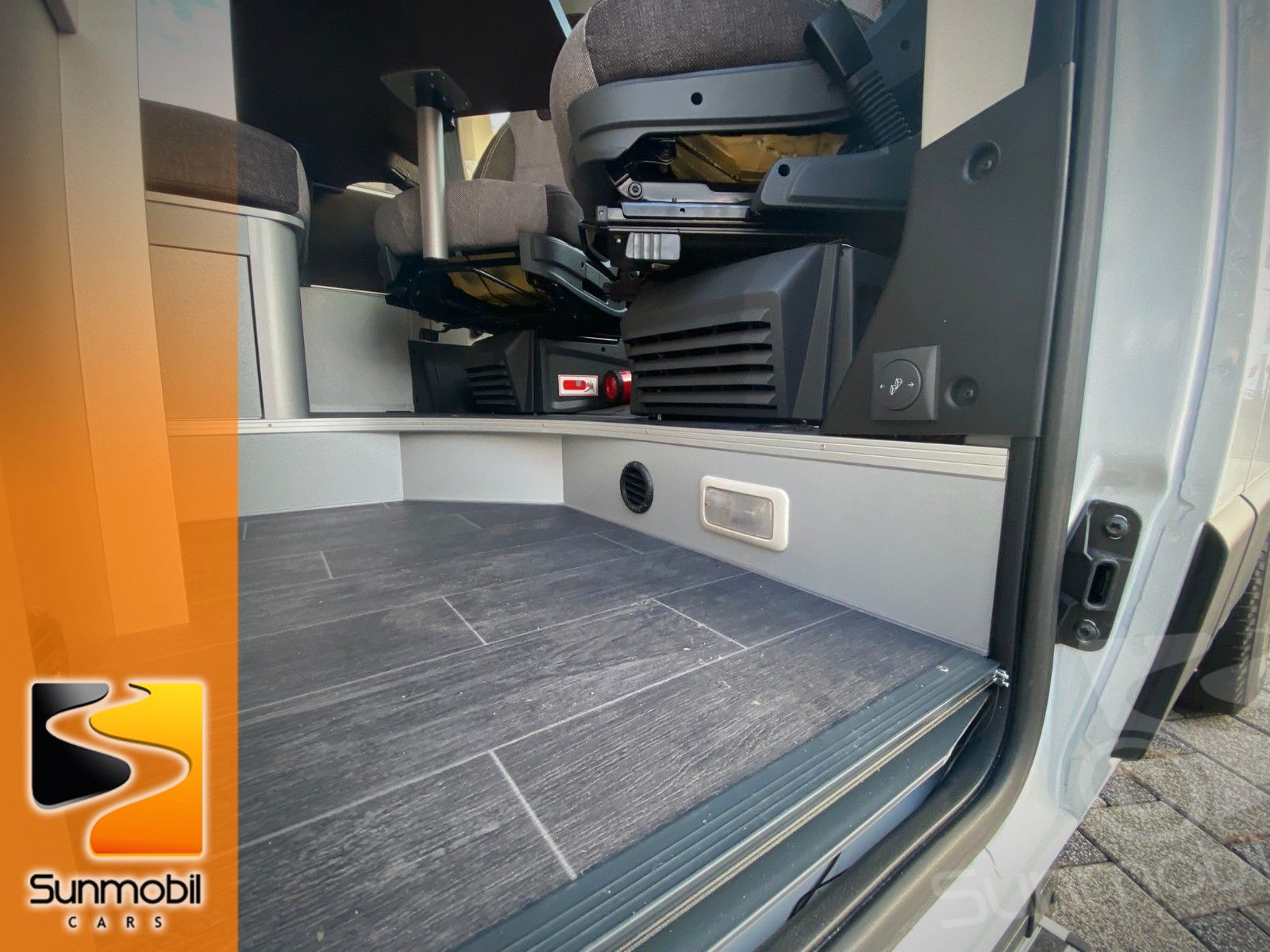 Fahrzeugabbildung Weinsberg CaraTour 600 ME Automatik 140 PS Seitz