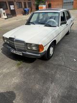 Mercedes-Benz W123 230E Oldtimer H Kennzei... - Mercedes-Benz 230: W123 230e