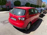 Volkswagen Golf Plus 1.6 Comfortline Comfortline - VW Golf Plus Gebrauchtwagen in München