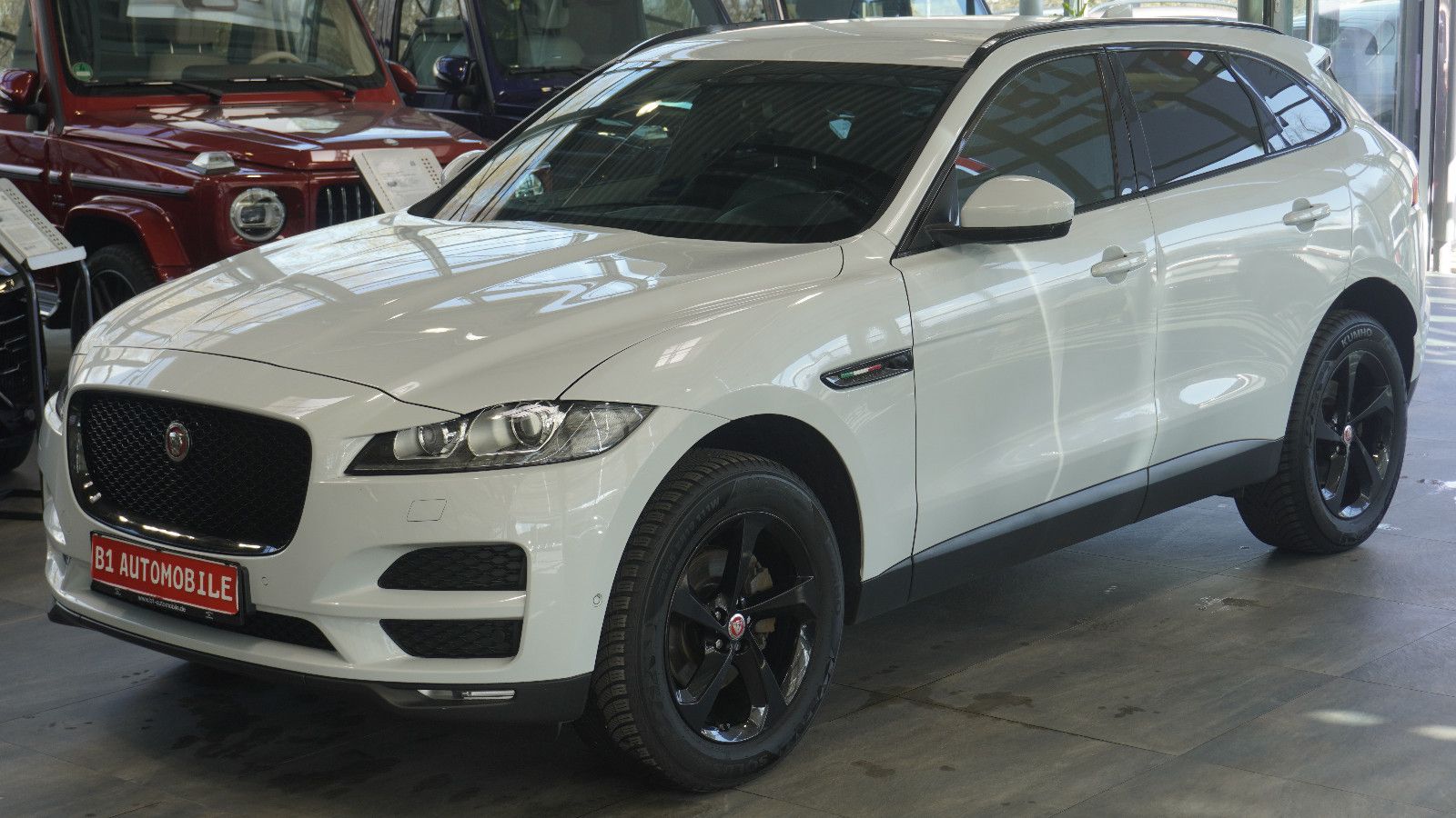 JAGUAR F-Pace