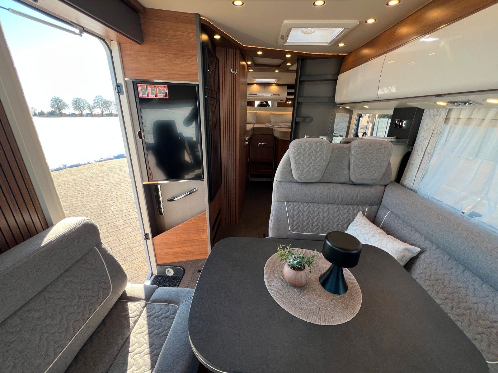 Fahrzeugabbildung Carthago C2-tourer I 147 RB-LE comfort 4.2t Mercedes