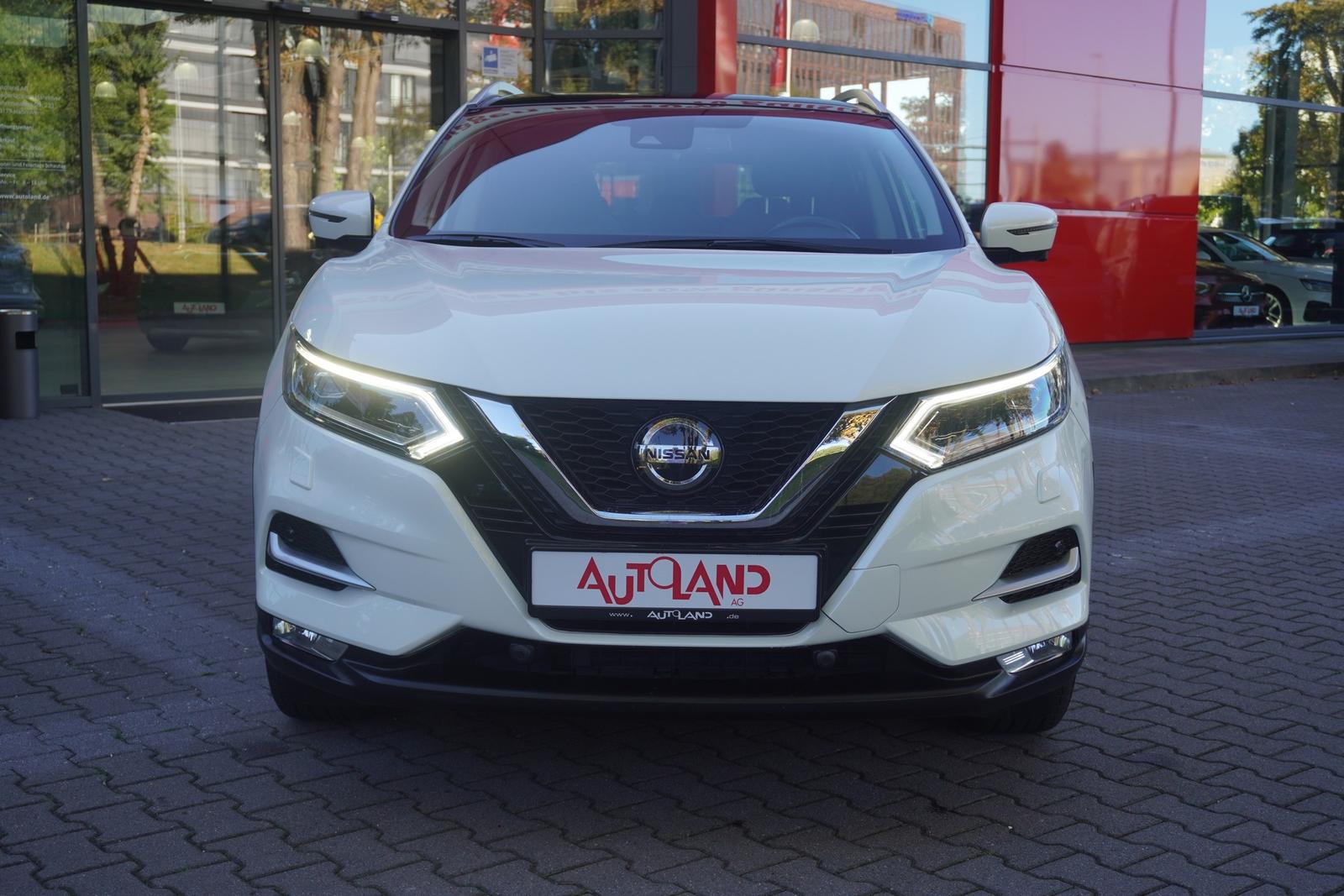 Nissan Qashqai 1.3 Tekna LED Navi Panorama 360° AHK