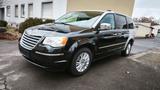 Chrysler Grand Voyager Touring - gebrauchte Chrysler Grand Voyager aus dem Jahr 2010