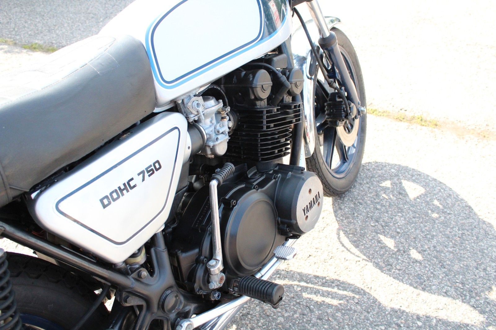 XS 750 DOHC