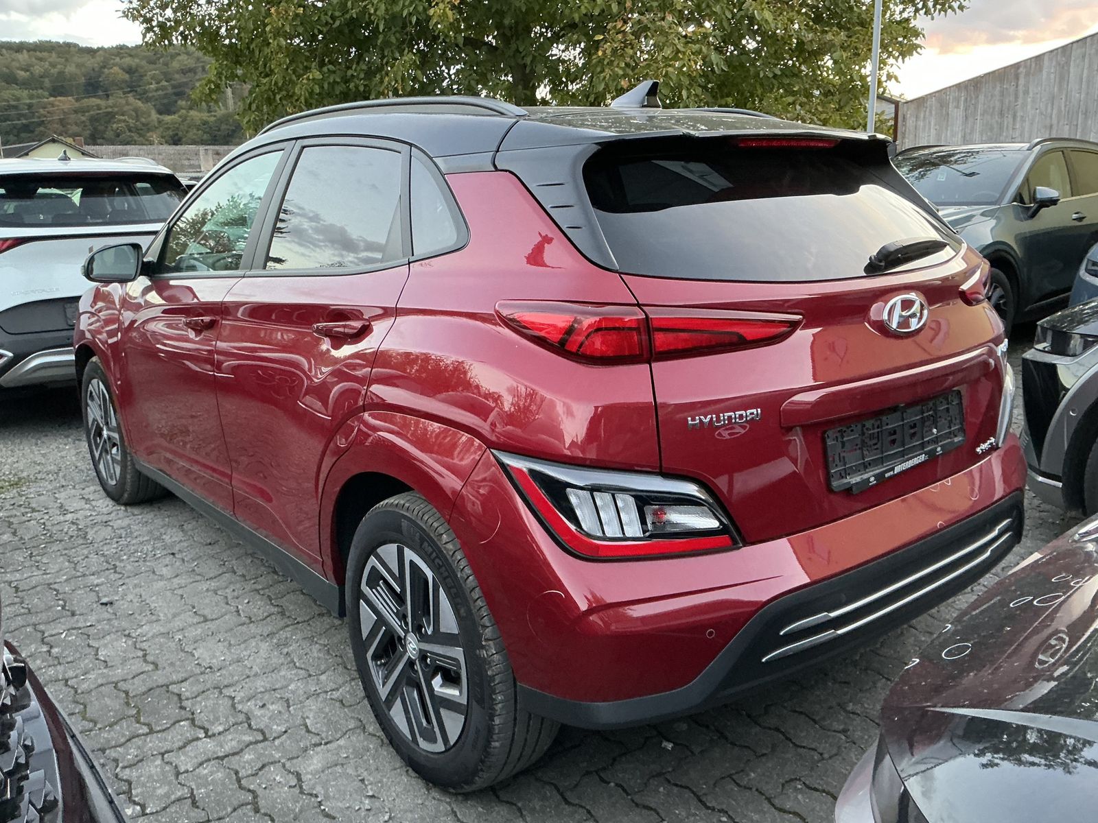 Hyundai Kona Trend R.Cam Navi Krell ACC SHZ LED DAB  imagem 2