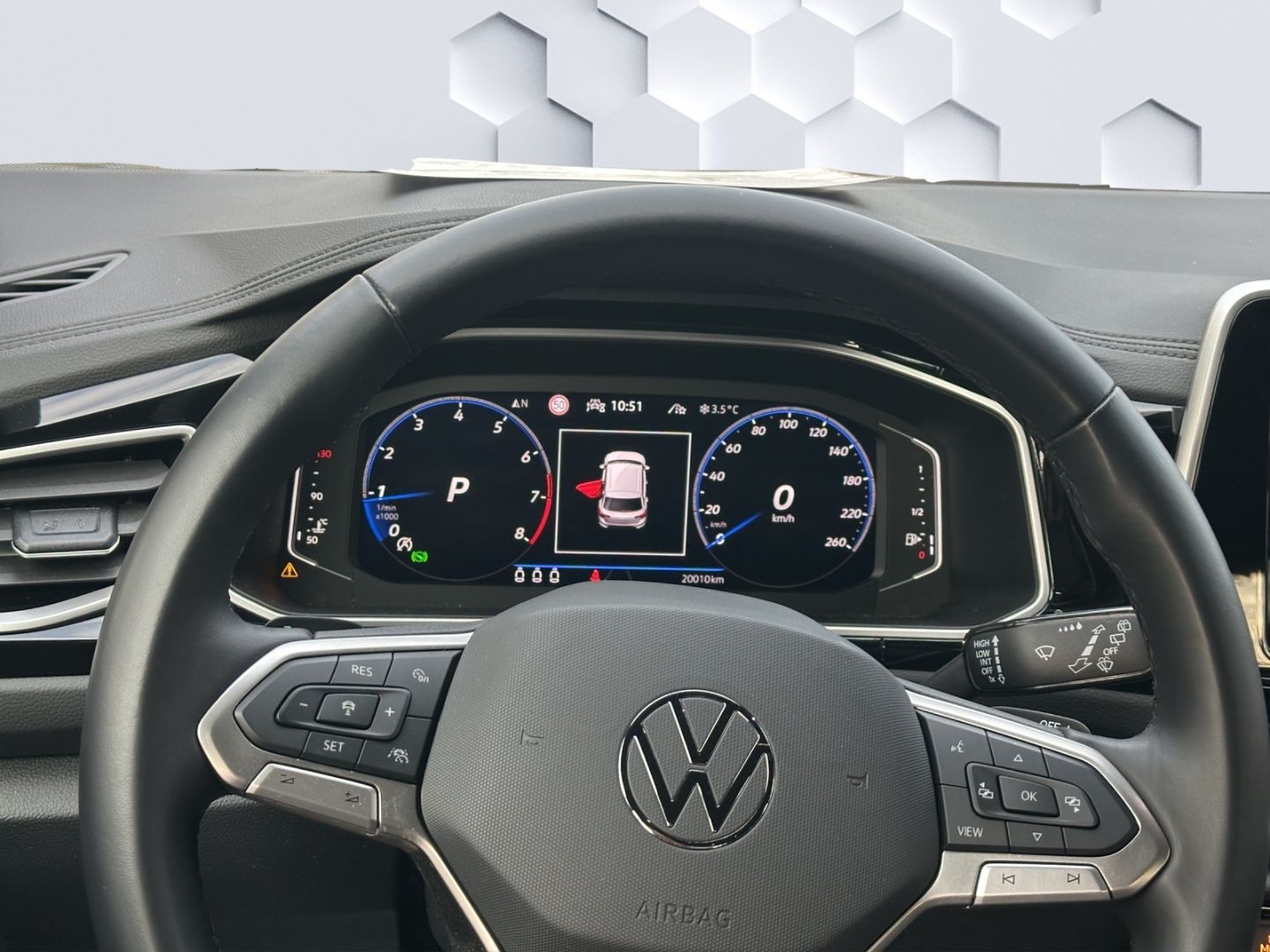 T-Roc R-Line 1.5 TSI AHZV MatrixLED PDC ACC Rück