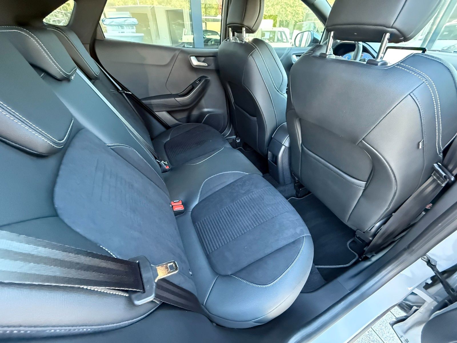 Fahrzeugabbildung Ford Puma ST X  Performance-Paket,Navi,Sitzh.,Kamera