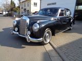 Mercedes-Benz 300 Adenauer deutsche Erstausl. guter Zustand