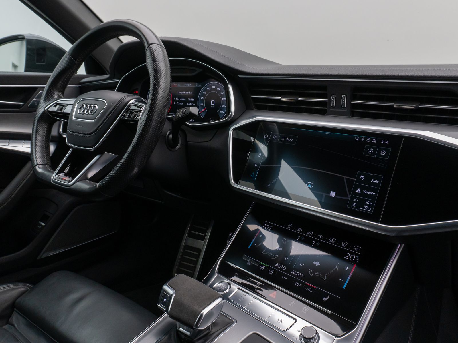 Fahrzeugabbildung Audi A6 Lim. 55 TFSI quattro S-Line + B&O SoftCl HUD