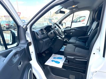 Opel Vivaro - 9
