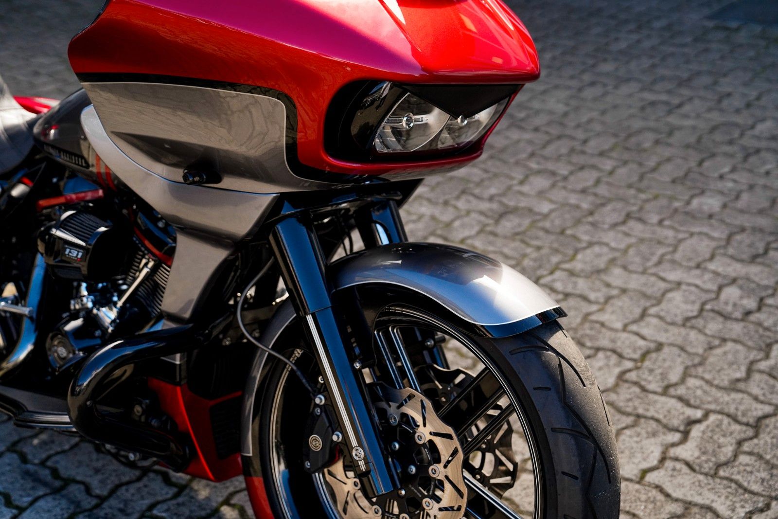 Fahrzeugabbildung Harley-Davidson CVO ROAD GLIDE FLTRXSE - 131cui-Kodlin Fat Tire
