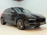 Porsche Cayenne Turbo Pano*HUD*360*AHK*PDLS+*Chrono*ACC - Porsche Cayenne: Schwarz, Head-Up Display
