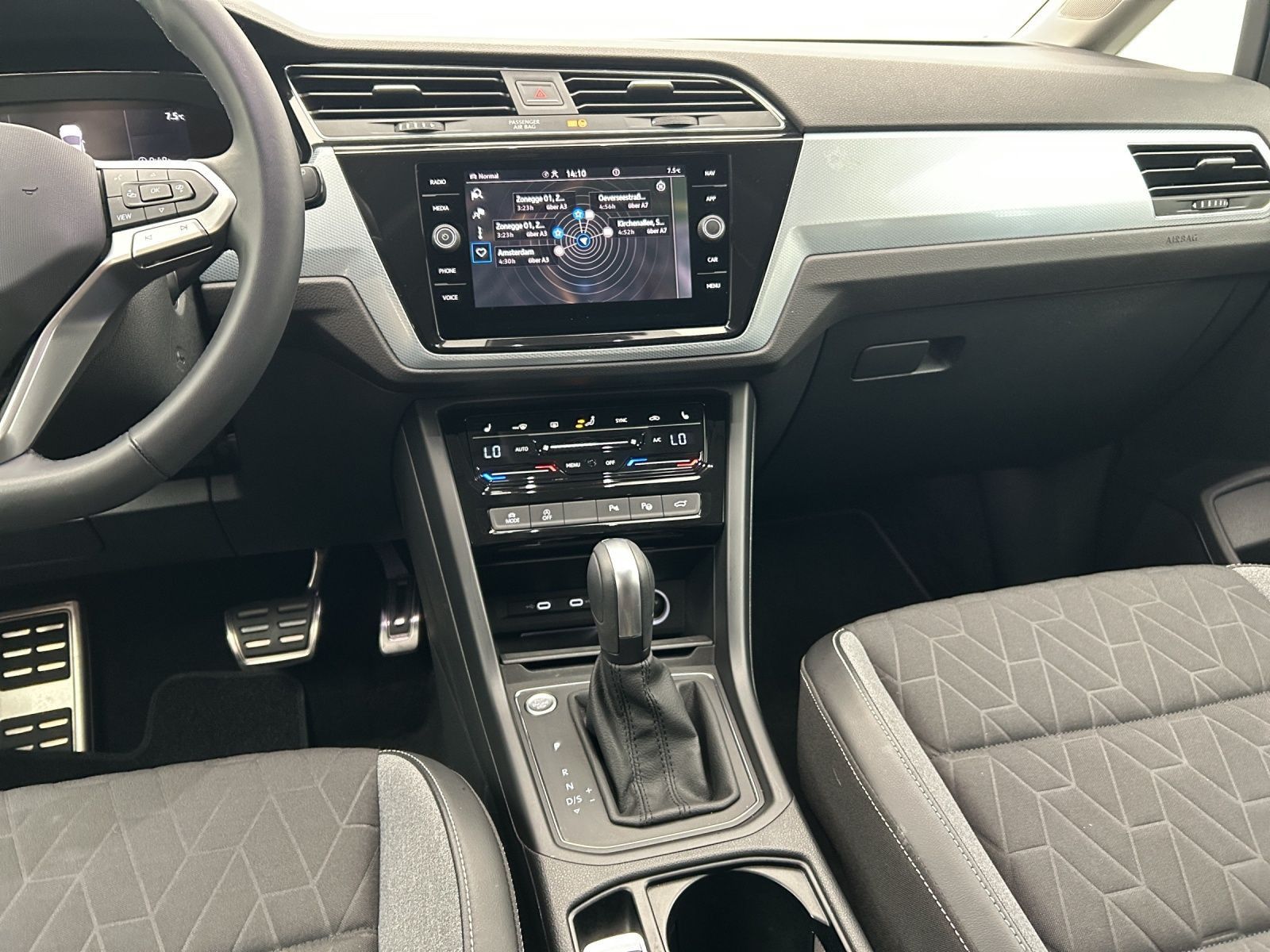 Volkswagen Touran - Bild 9