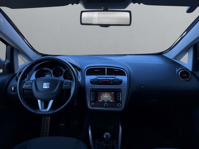 Altea XL Stylance Style *Navi/PDC/AHK/Bluetooth*