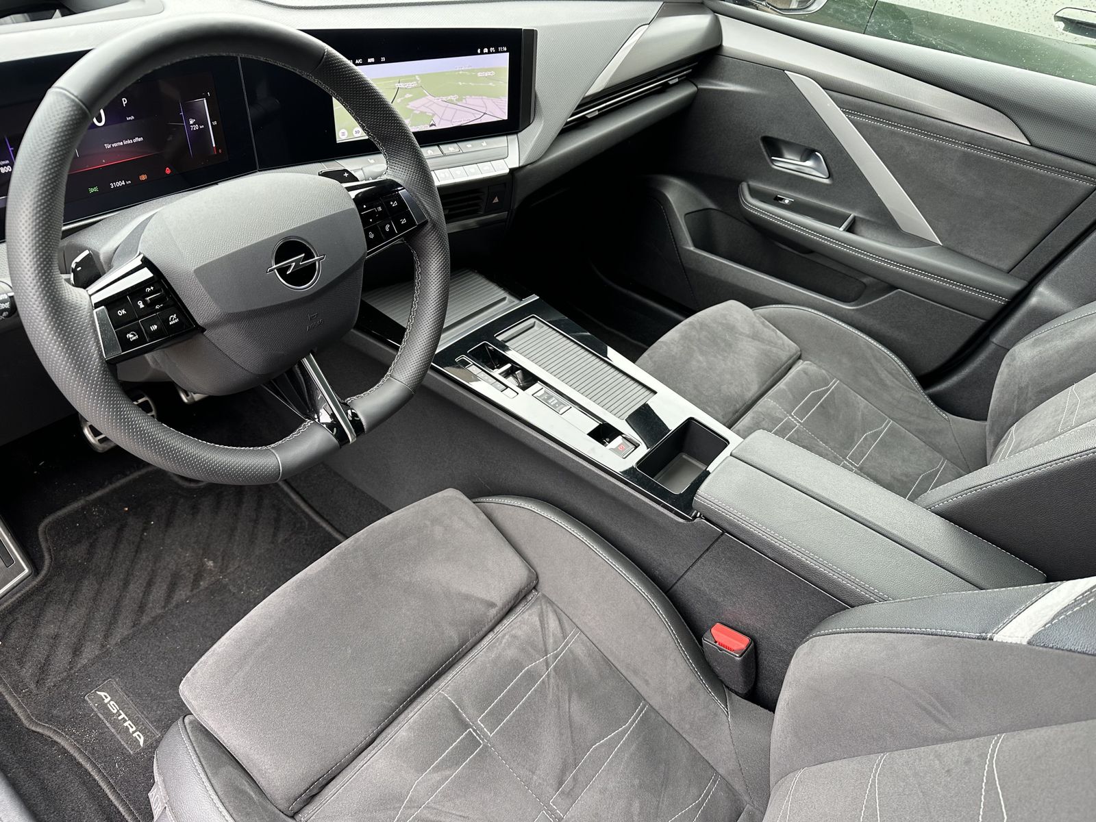 Fahrzeugabbildung Opel Astra SpT 1.5D Aut. GS-Line NAV+LED+ACC+HUD+PANO