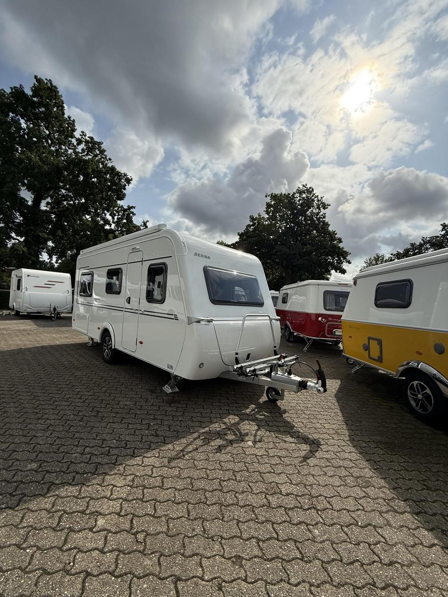 HYMER / ERIBA / HYMERCAR Eriba Novaline 442 Fahrradträger/BATTER/MARKISE 