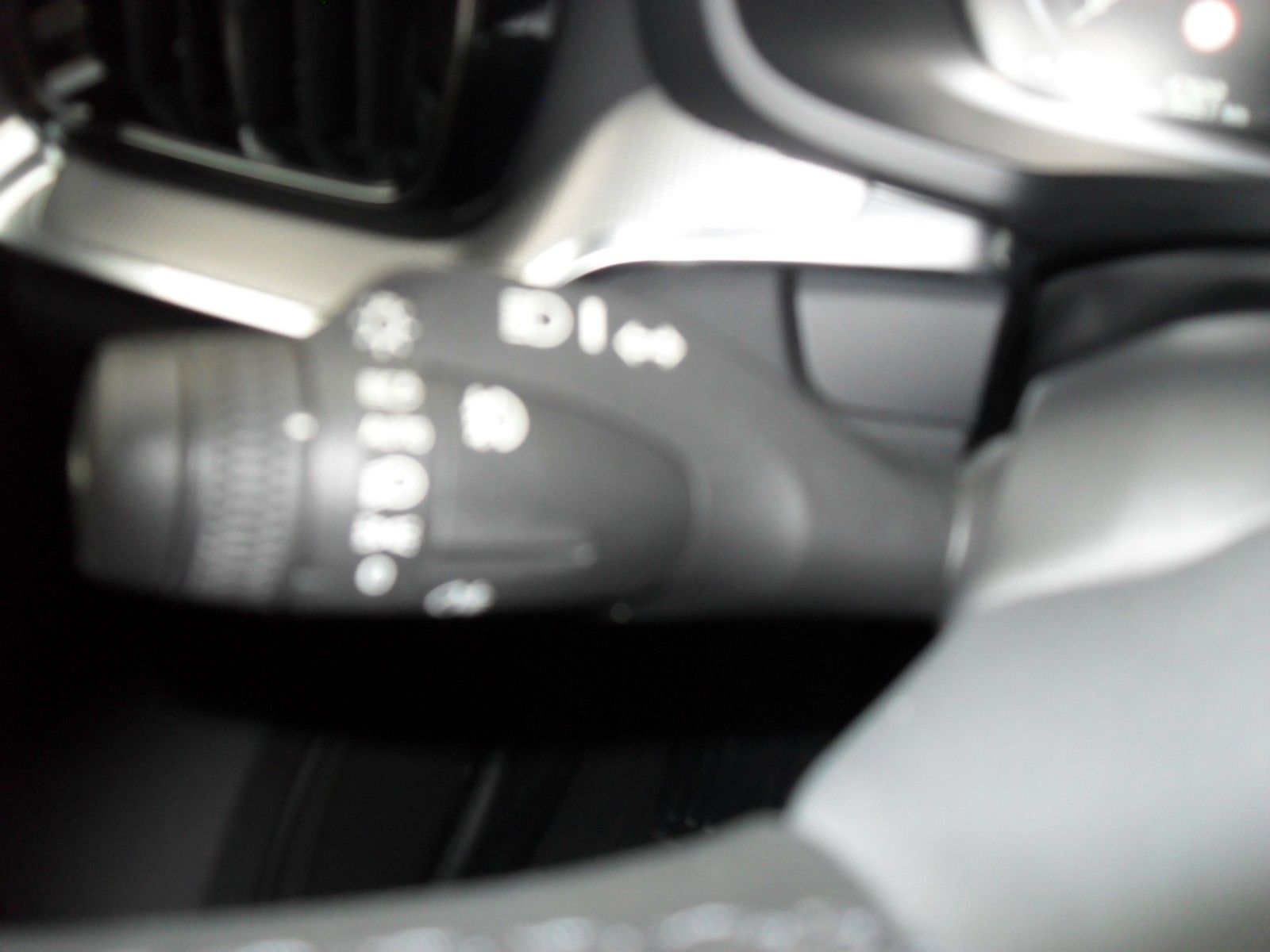 Fahrzeugabbildung Volvo V60 T8 AWD | R-Design | Kamera