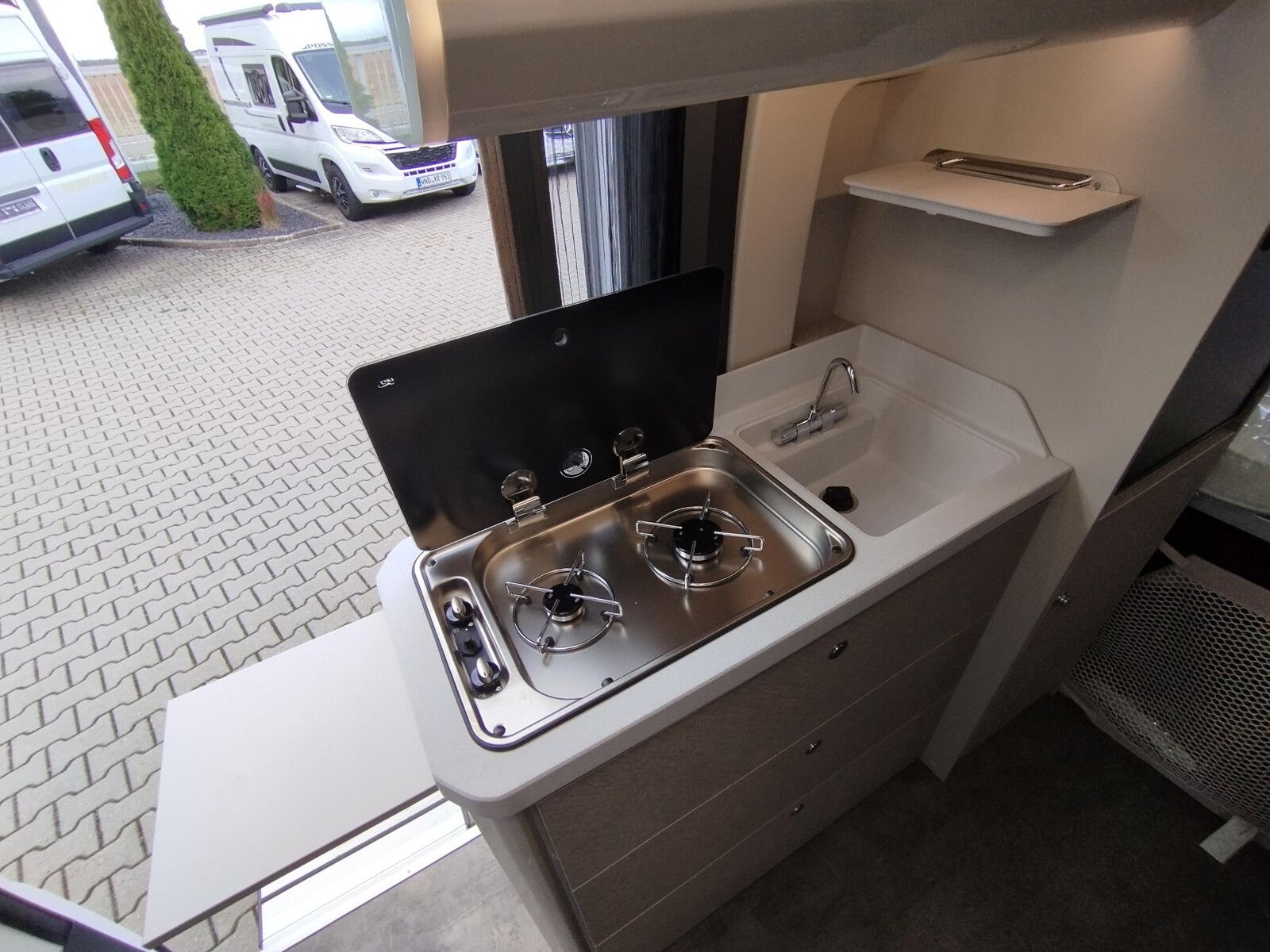 Fahrzeugabbildung Karmann Davis Lifestyle DA 590 LS Concept Paket 140 PS