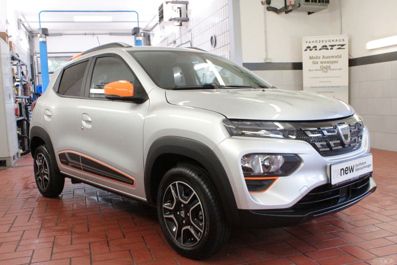 Fahrzeugabbildung Dacia Spring 45 Electric Comfort *Look Paket