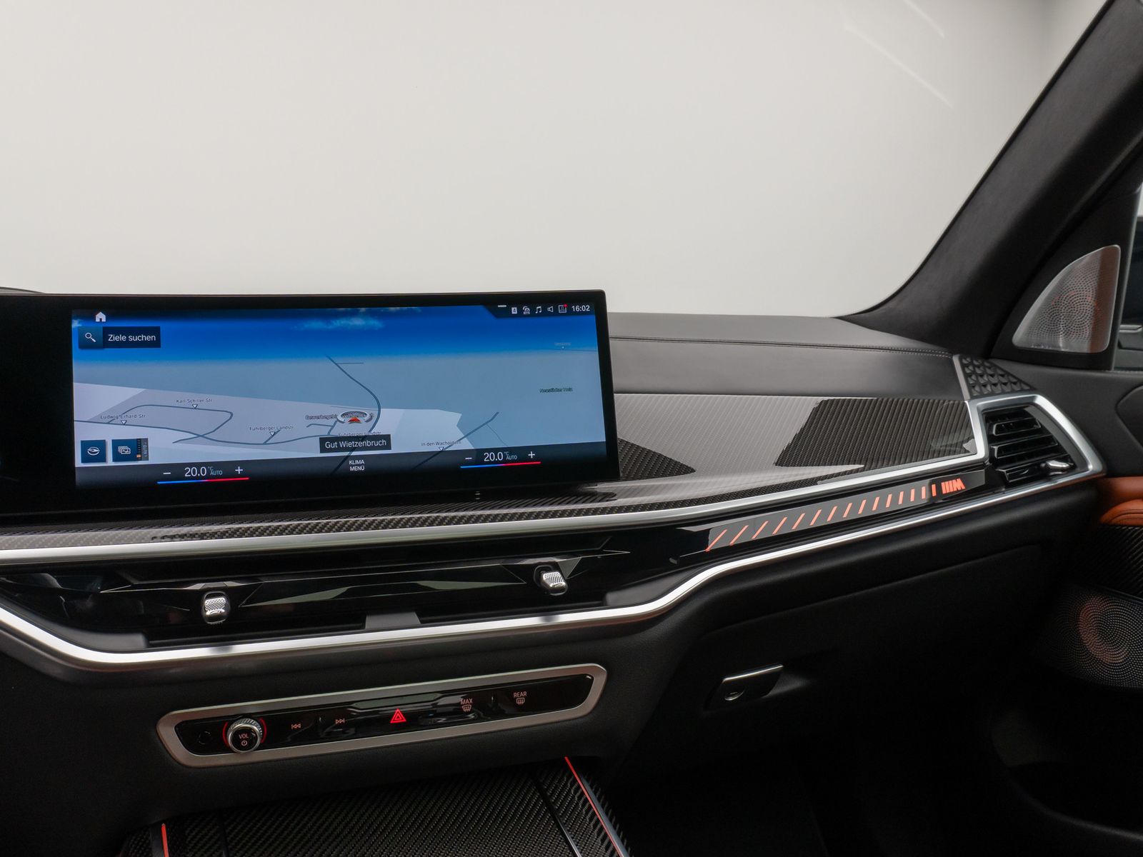 Fahrzeugabbildung BMW X7 M60i xD B&W Panorama HUD 360° Individual 22"