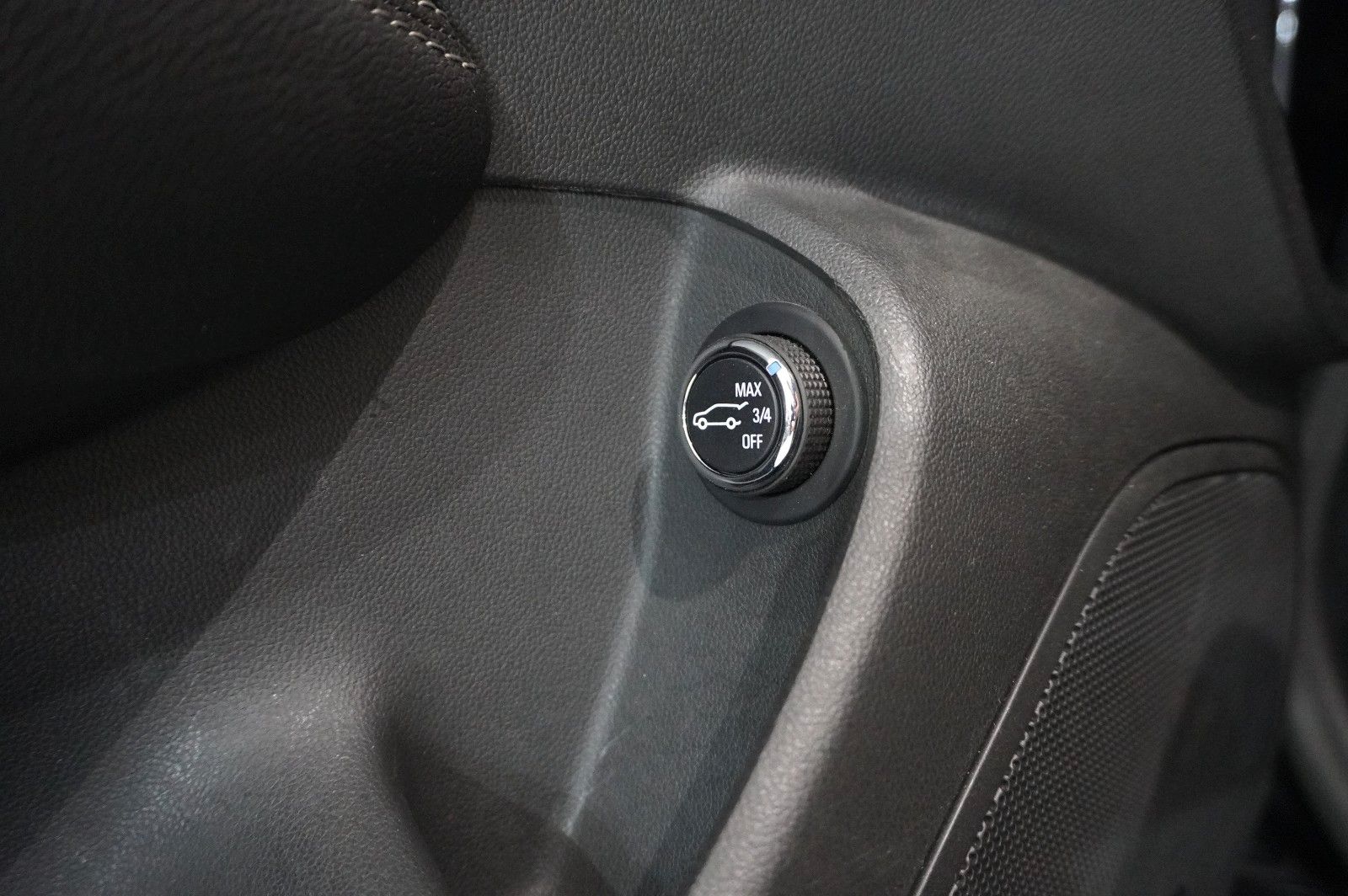 Fahrzeugabbildung Opel Insignia B ST 2.0D ELEGANCE NAVI/LED/KAMERA/AHK